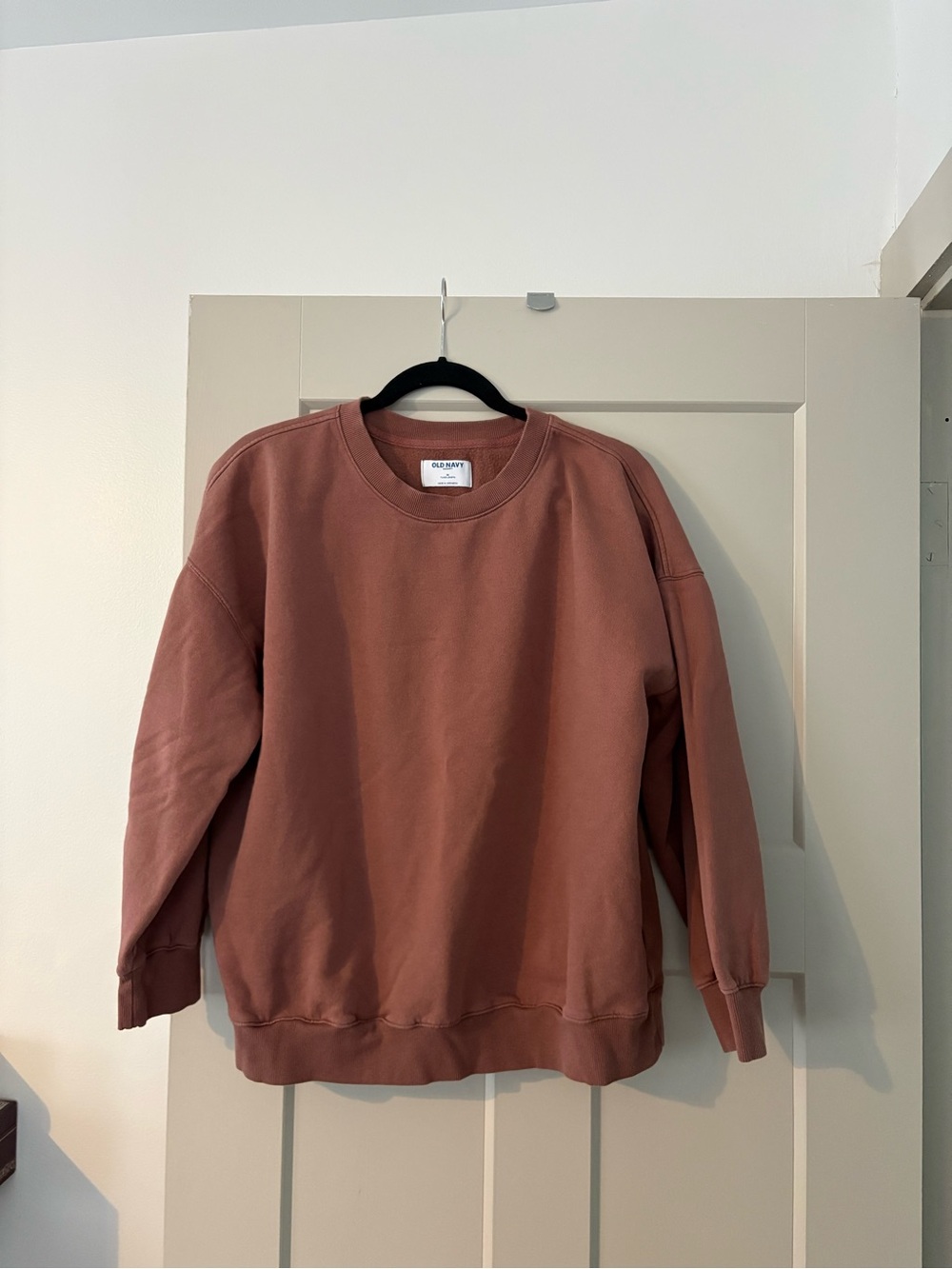 Old Navy Women's Crewneck Sweatshirt - an off shade of brown